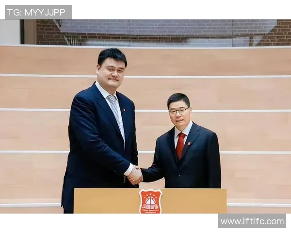 姚明在深圳分享篮球人生与梦想启迪青年成长之路